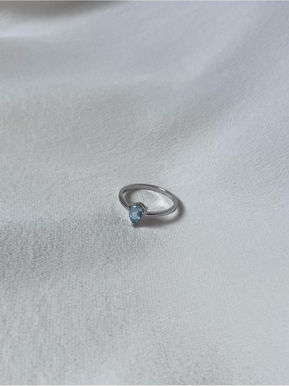 Sterling Silver Teardrop Blue Topaz Ring - Picture 5 of 8